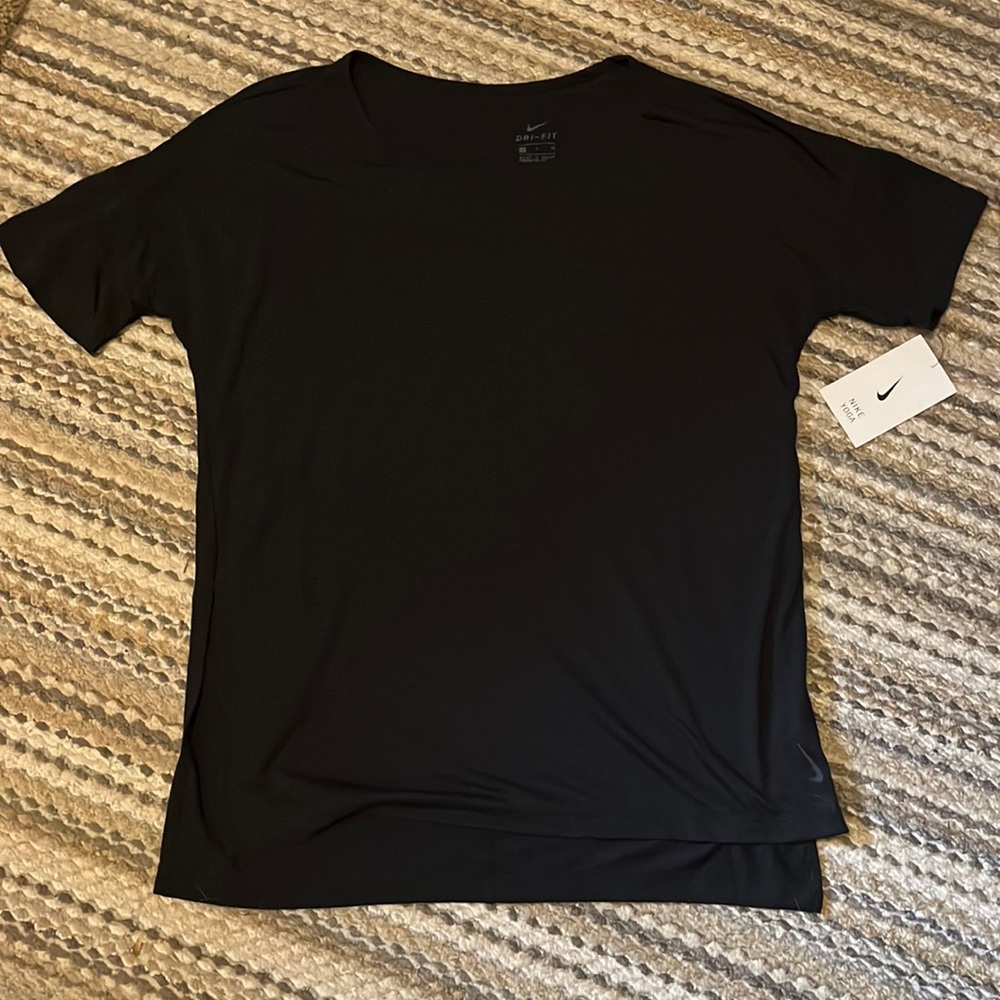 Nike Yoga Black Training Top - NEW / NWT Size Small